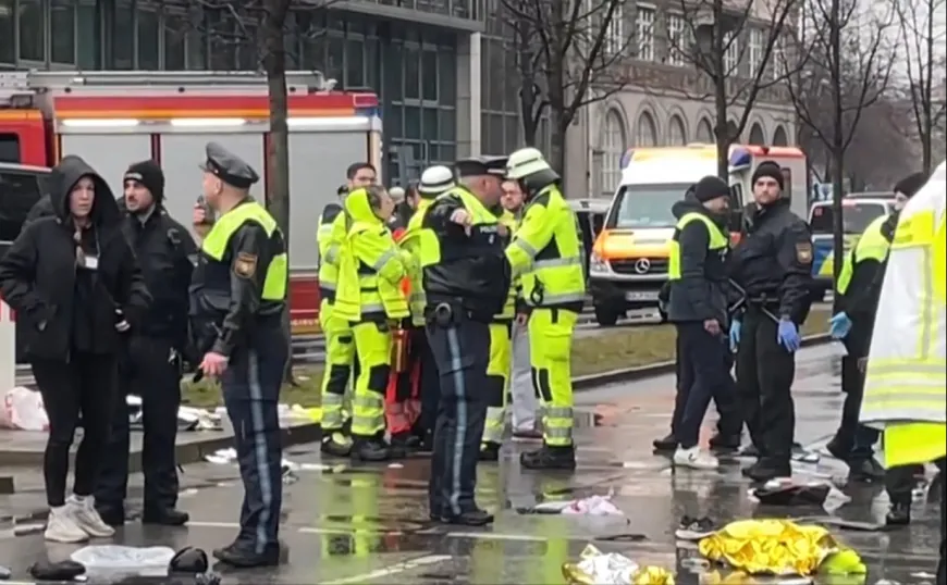 Munich Car Rampage: 28 Injured Before Elections—Terror Fear
